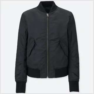 EUC Uniqlo bomber jacket in BLACK