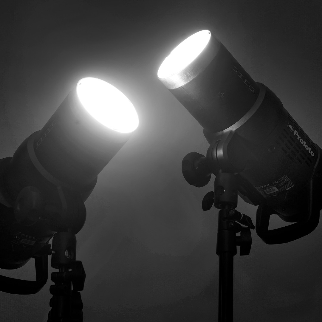 2 Profoto B1s, Extra Battery, Grid Set, Photography, Cameras on Carousell
