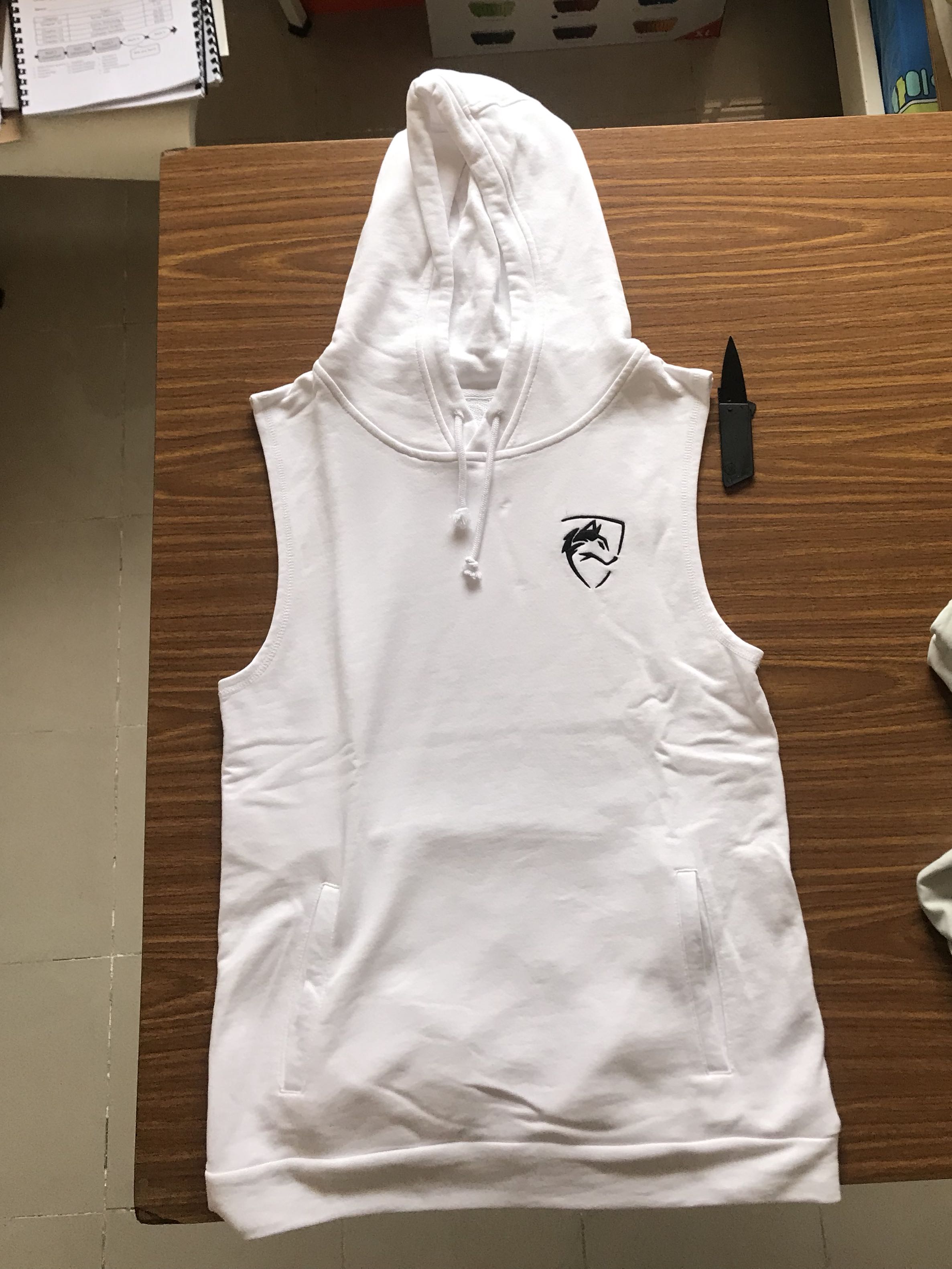 Alphalete sleeveless hoodie sale