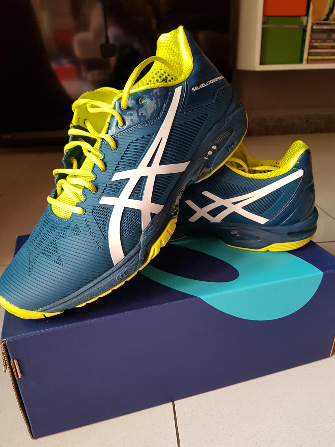 asics us 10 in uk size