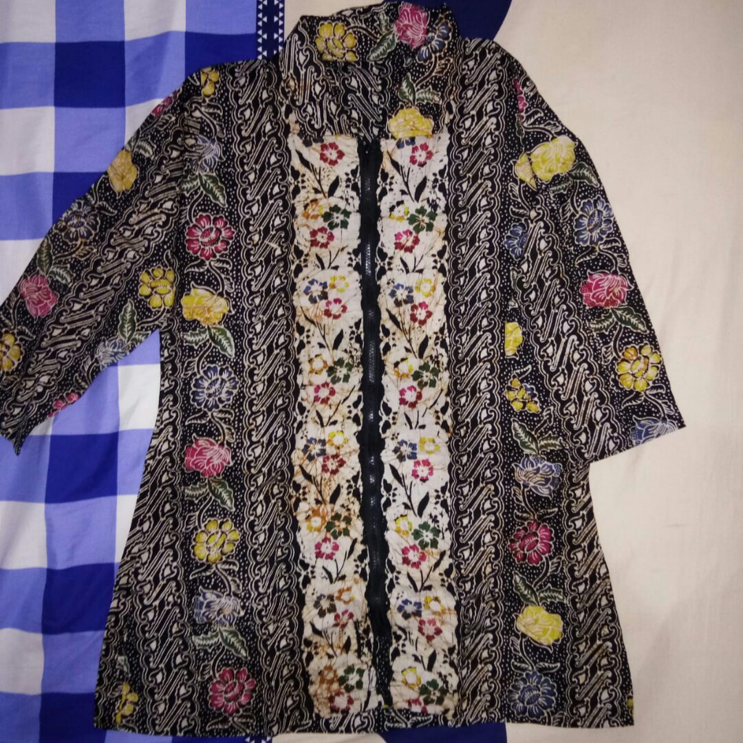 Baju Batik Womens Fashion Womens Clothes On Carousell