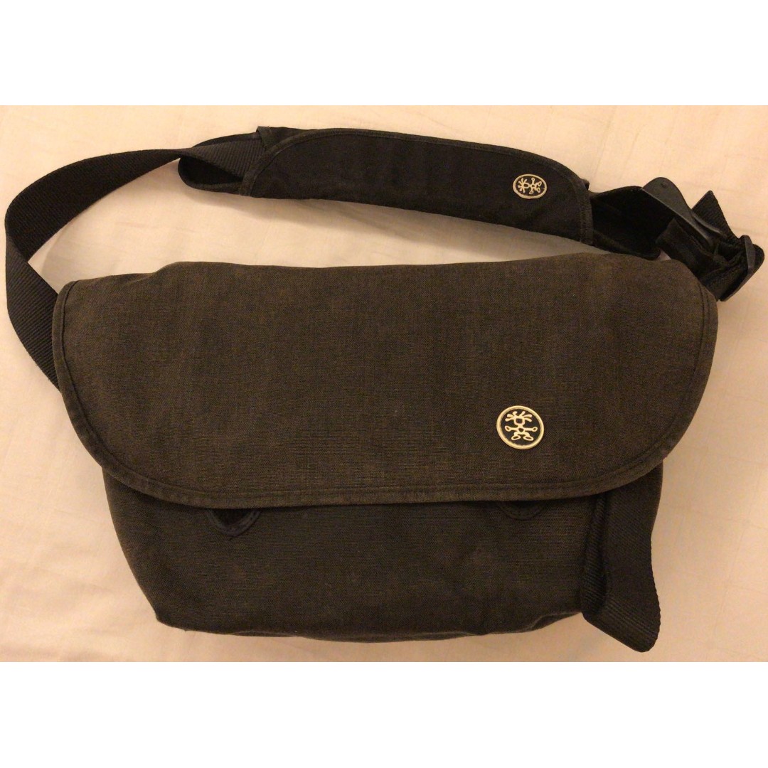 crumpler sling