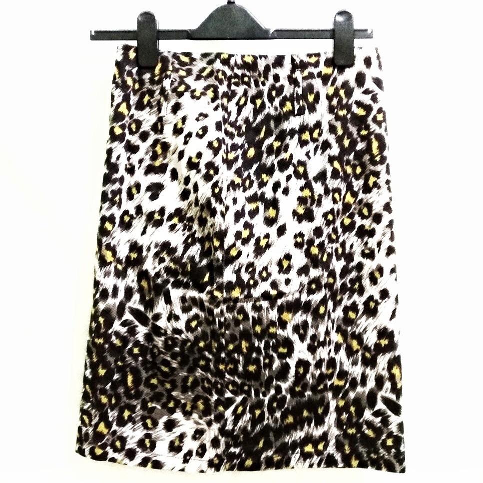Grey Black White Leopard Skirt Rok Motif Macan Tutul Putih