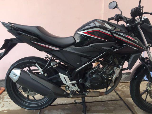 Motor cb deals 150 r 2015