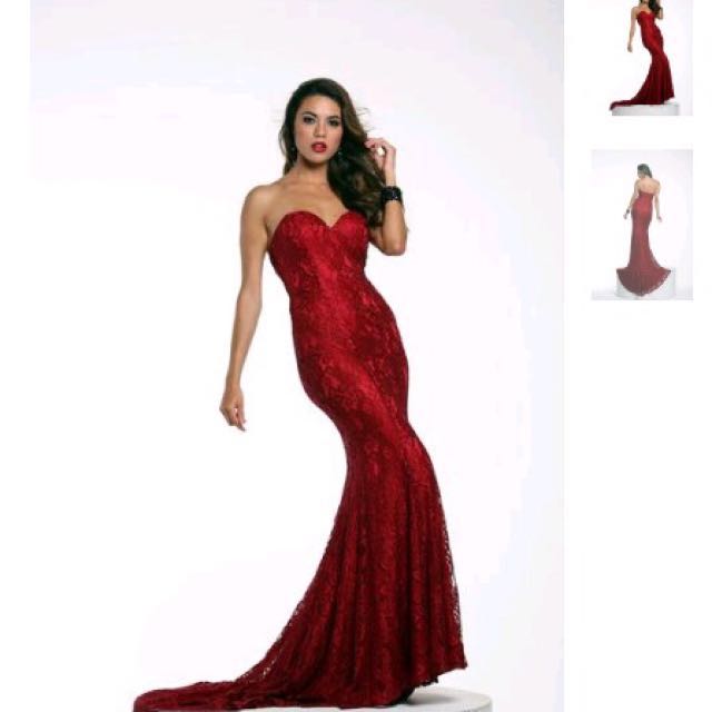 Strapless Formal Dress