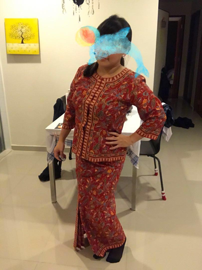 Singapore Airlines Stewardess Batik Kebaya Costumes For Airlines Pilots Stewardess D D Or Around The World Themed D D Women S Fashion Dresses Sets Traditional Ethnic Wear On Carousell