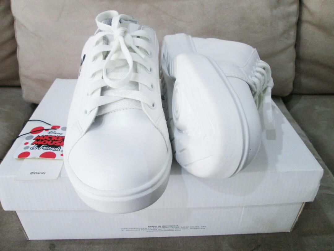  NEW WHITE SNEAKERS NEVADA  X DISNEY sepatu sneaker 