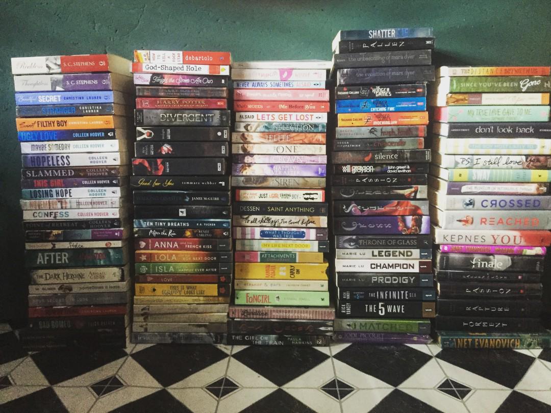 Books for sale! (Category: Storybooks) located in Quezon City. Submitted by jeddx (Listing ID 180579959, Image 1). Description: Hi! I'm selling some of my books! Some of them are new and read once. Rest assured that all of them are well taken care of. Comment or send me a message on what book do you like. Divergent Series Saint Anything by Sarah Dessen Harry Potter Beautiful Disaster by Jamie Mcguire Matched Series by Ally Condie The summer i tur
