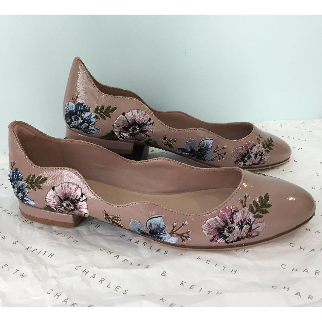 Brand New Charles and Keith Nude Scalloped Edge Floral Shoes
