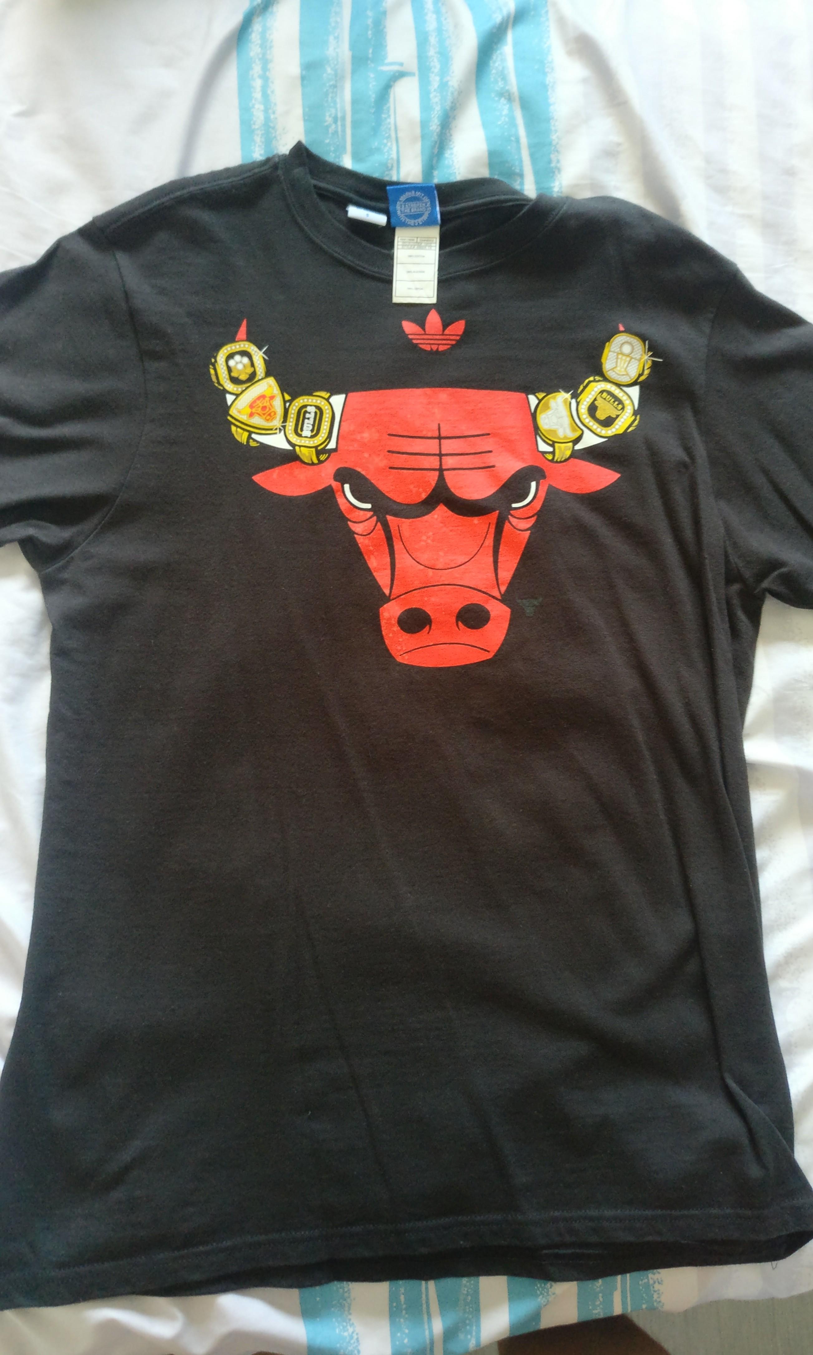 adidas chicago bulls t shirt