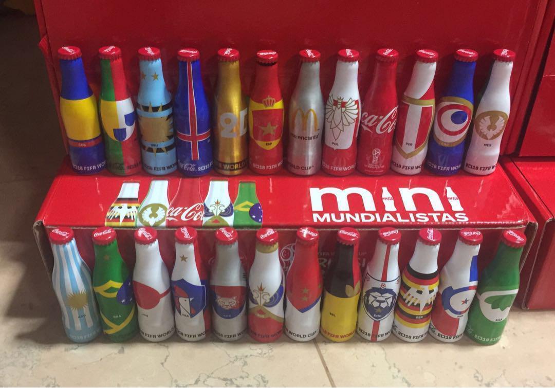 25 MINI COCA COLA BOTTLES SET BOX RUSSIA SOCCER FOOTBALL WORLD CUP 2018  MEXICO