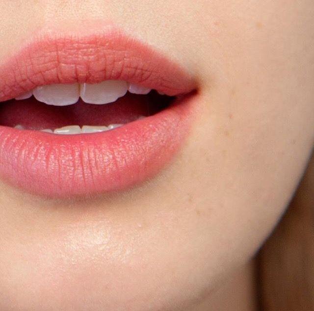 glossier generation g cake