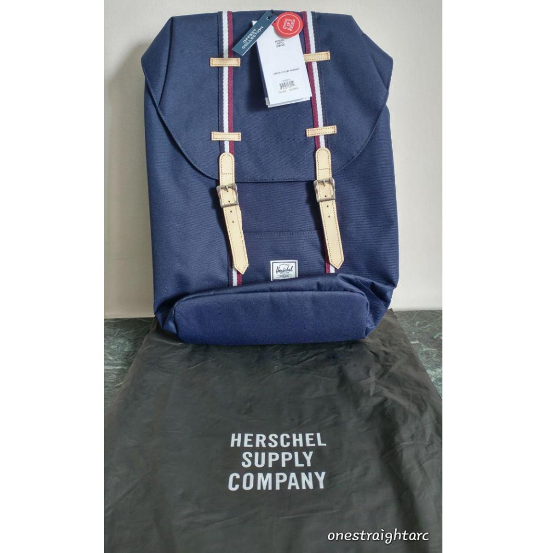 Herschel discount retreat offset