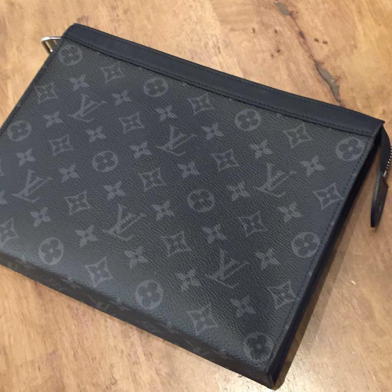 Louis Vuitton LV Ipad Pouch, Men's Fashion, Bags, Belt bags, Clutches and  Pouches on Carousell