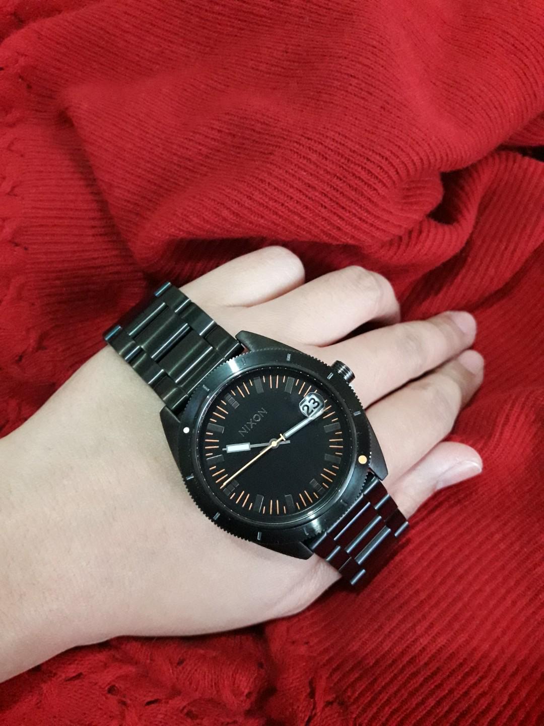 Nixon shop rover ss