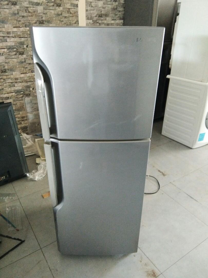 Samsung deals ice box