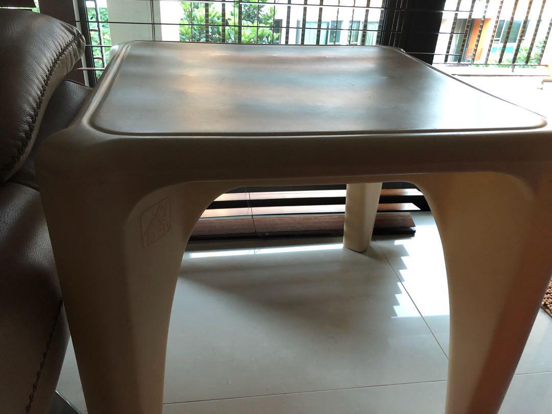 toys r us table and chairs