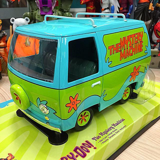 VW transporter The Mystery Machine, une voiture de collection proposée