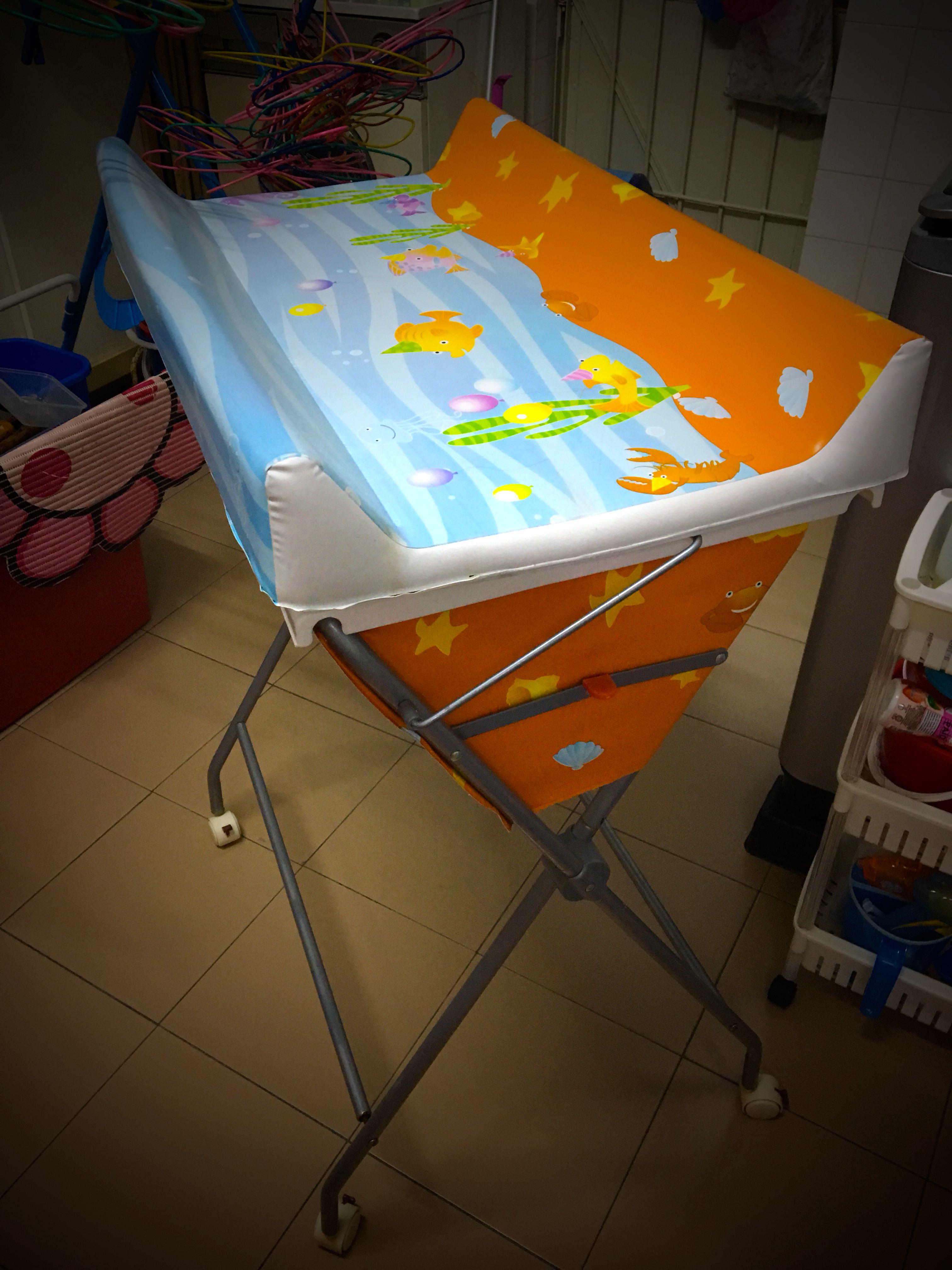 2 in 1 baby bath and change table
