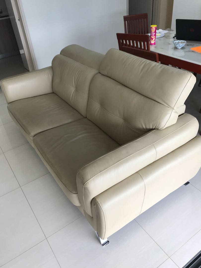 2 M X 90 Cm Leather Sofa