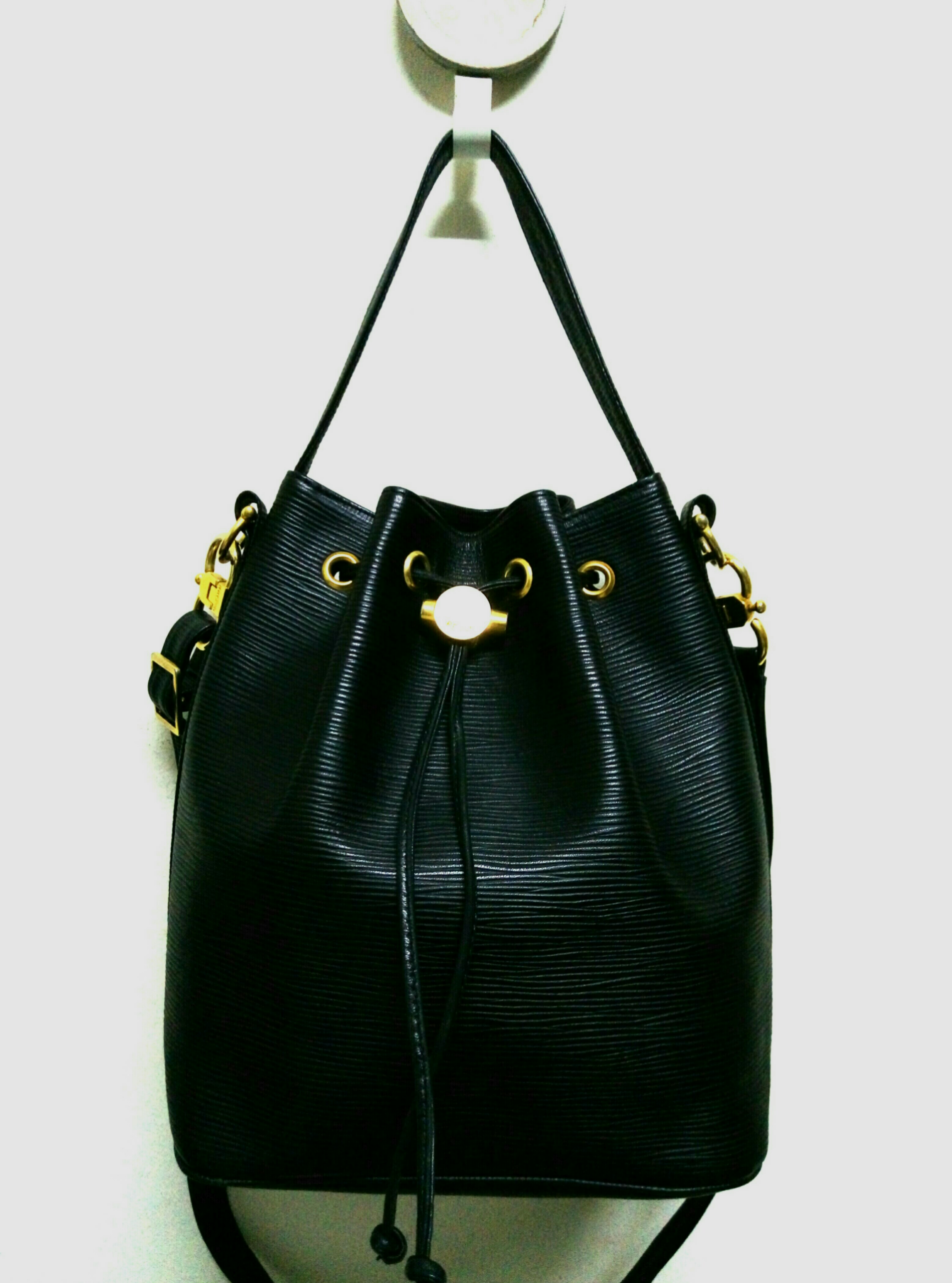 pelle borsa bag price