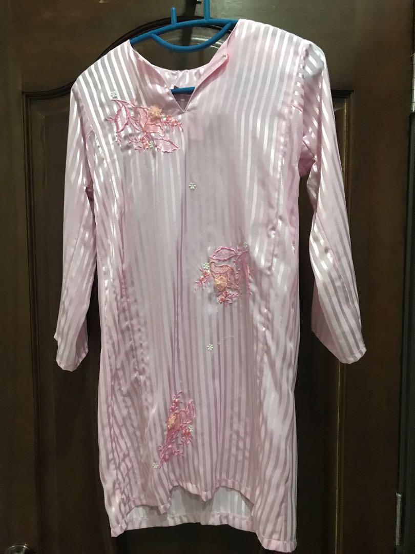 Baju Kurung Almost As New Never Wear Before Clearing My