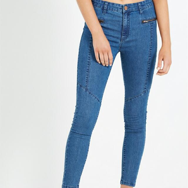 Deluxe 7 8 Mid Rise Women S Fashion Clothes Pants Jeans Shorts On Carousell