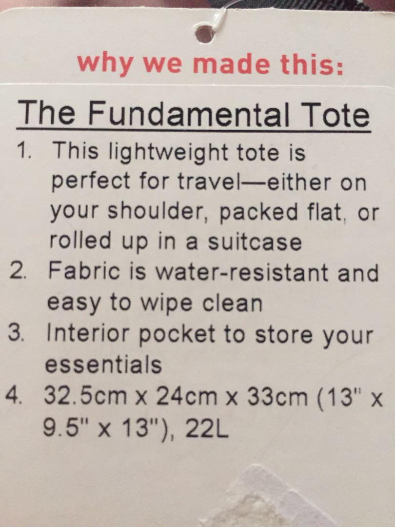 Lululemon online fundamental tote