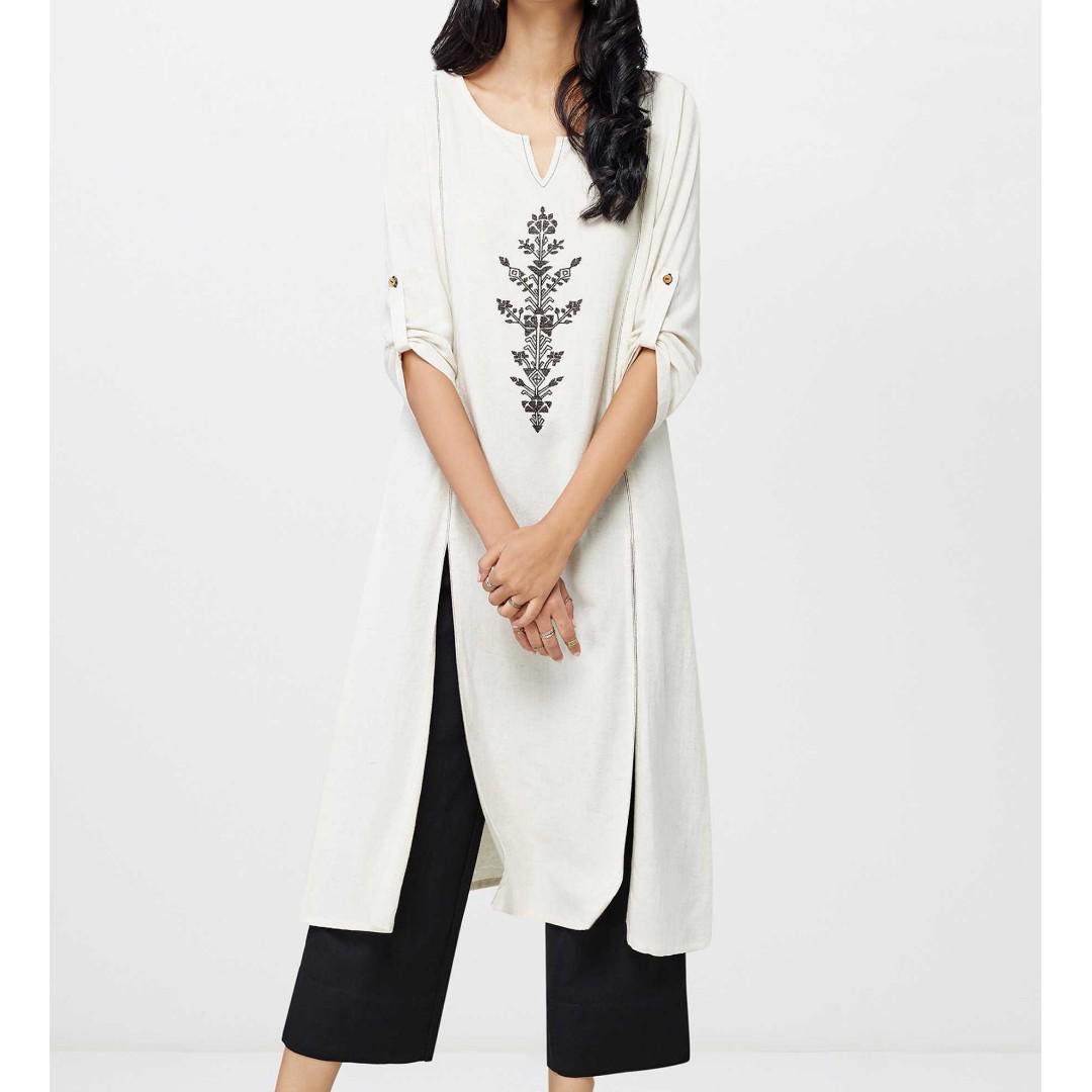 Global desi white kurti discount