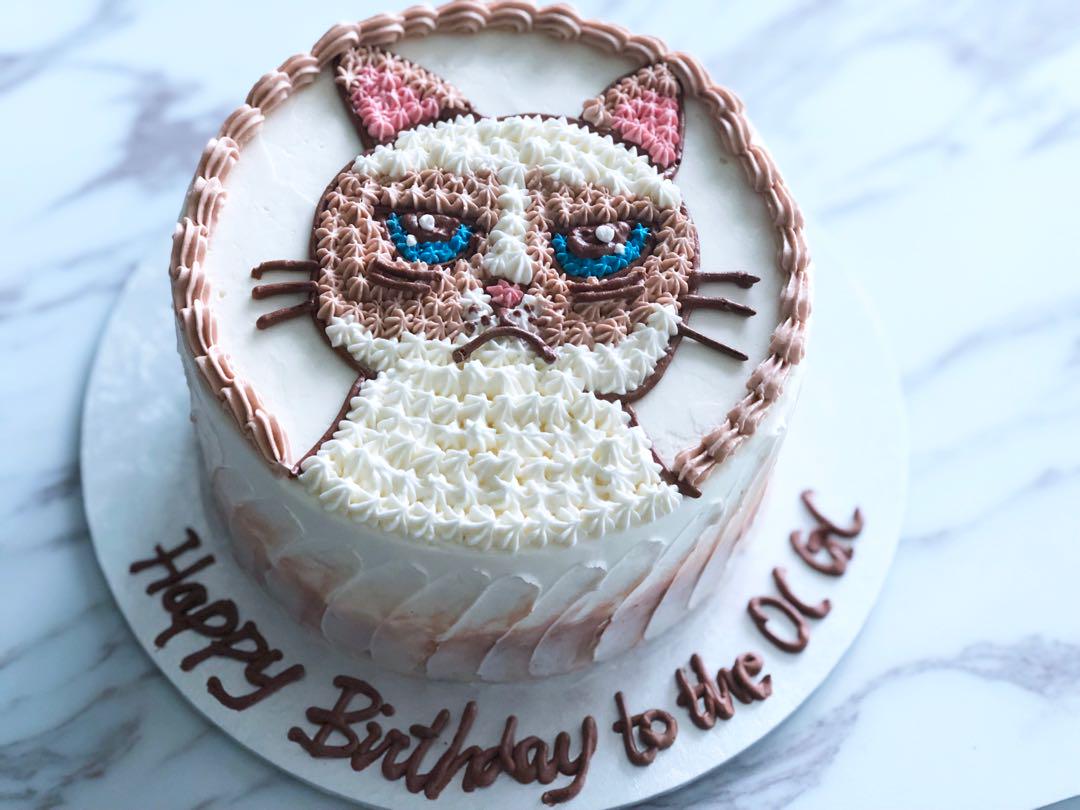 Grumpy Cat Cake Food Drinks Baked Goods On Carousell