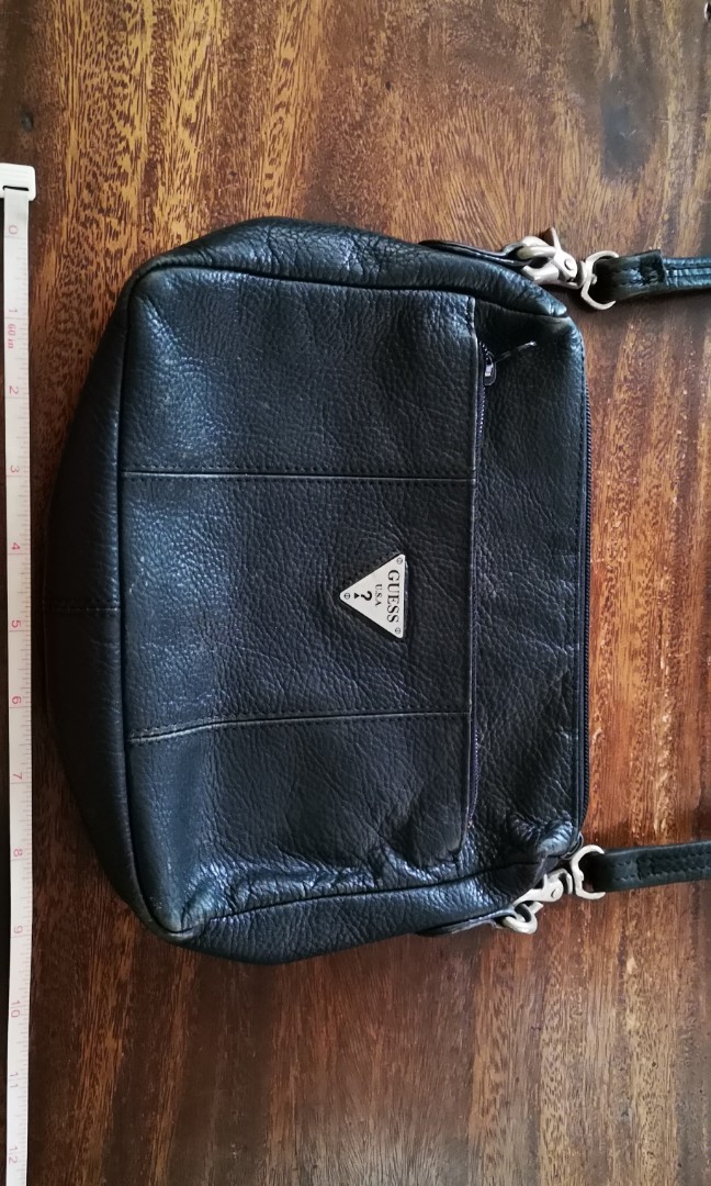 Guess Black Pebble Leather Crossbody Bag Pre Loved Designer Bags On Sale Women S Fashion Bags Wallets On Carousell