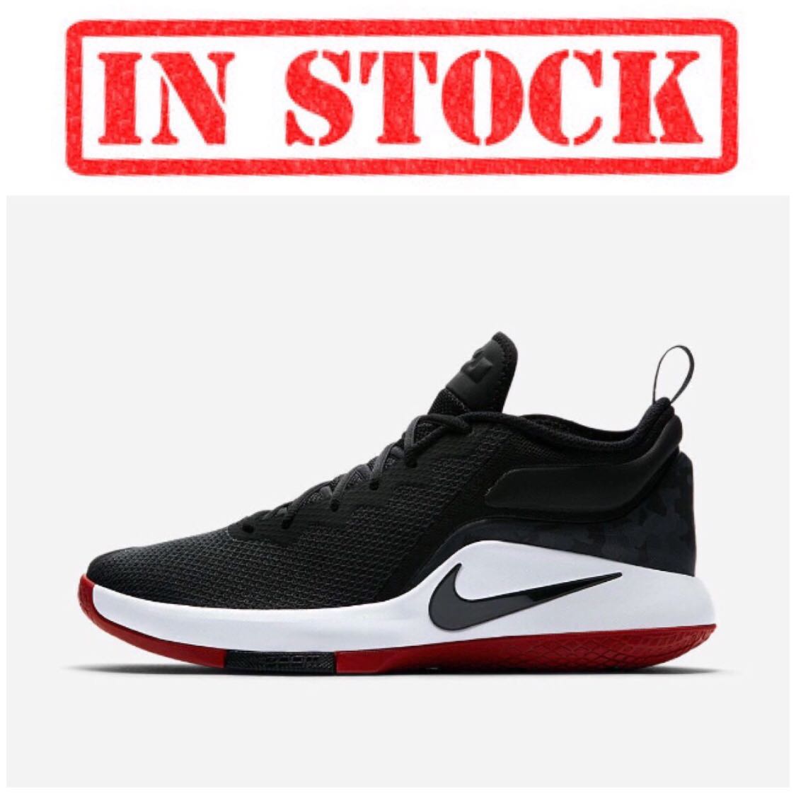 men's lebron witness ii basketball shoe