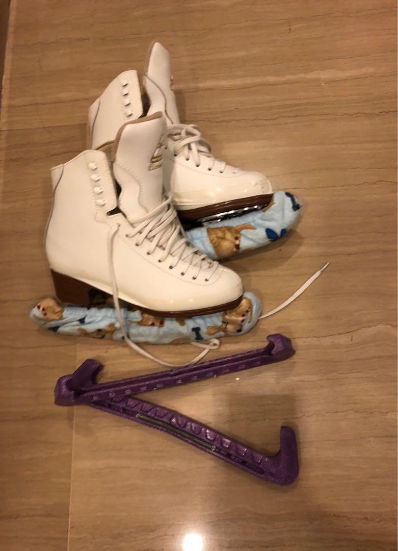 Jackson Figure Skates- Size 5, Sports 