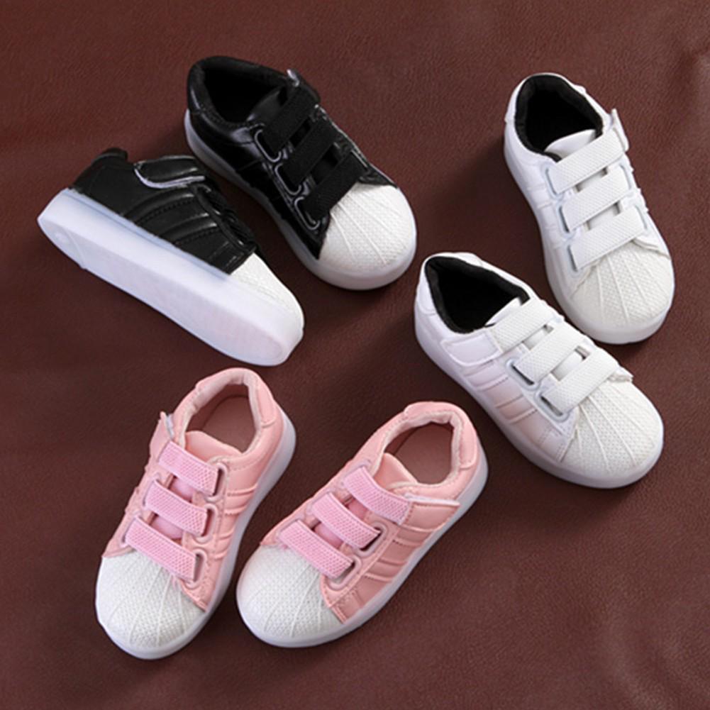 kids sport trainers