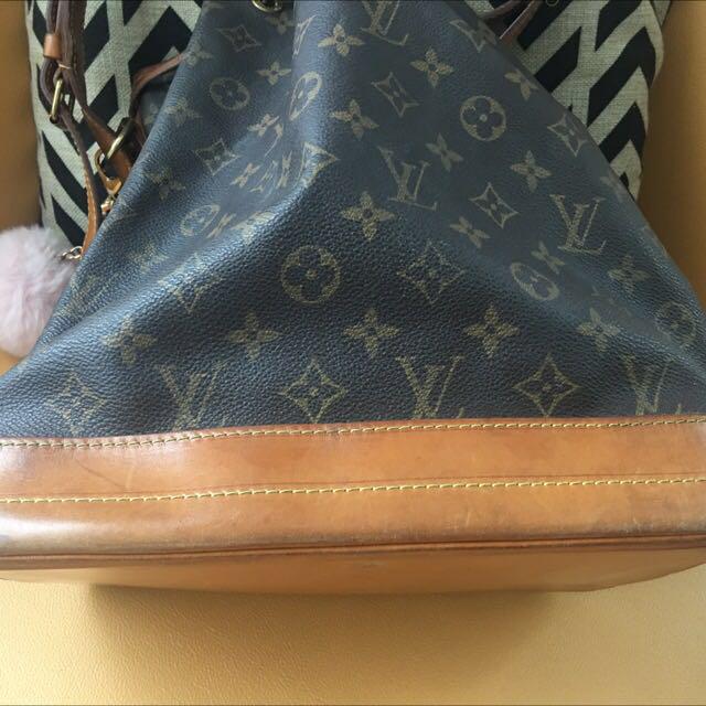 Louis Vuitton Noe Gm Shoulder bag in Monogram canvas – JOY'S CLASSY  COLLECTION