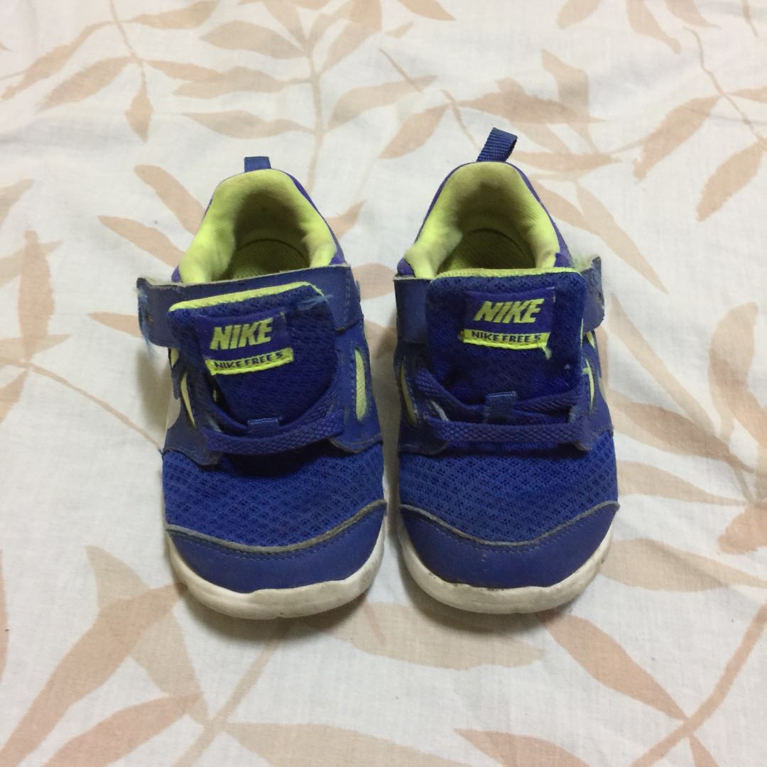 Nike Blue Shoes, Babies & Kids, Babies & Kids Fashion on Carousell