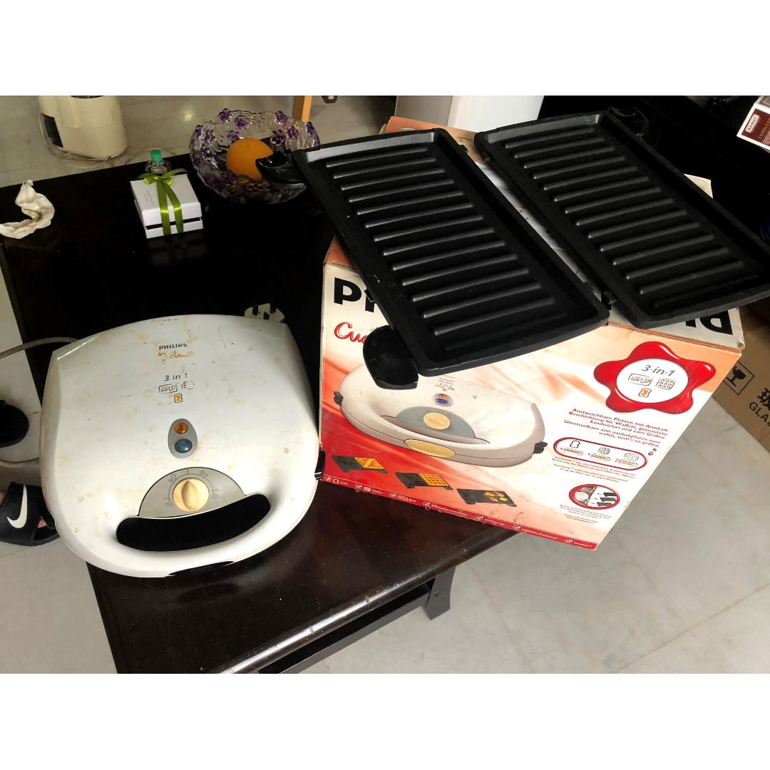 Philips Cucina 3 in 1 Waffle/Sandwich Maker HD 2430, TV & Home