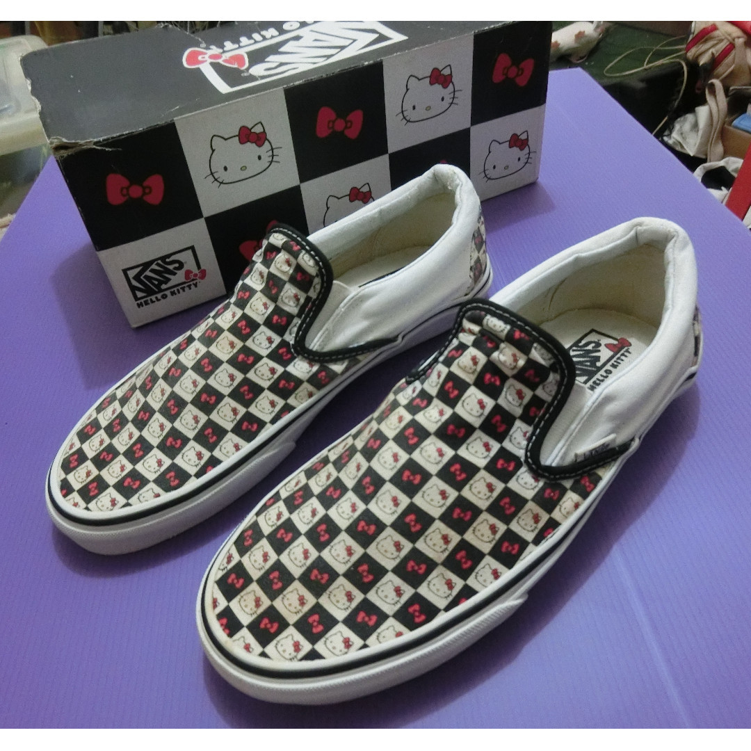 Hello kitty checkered vans 2025