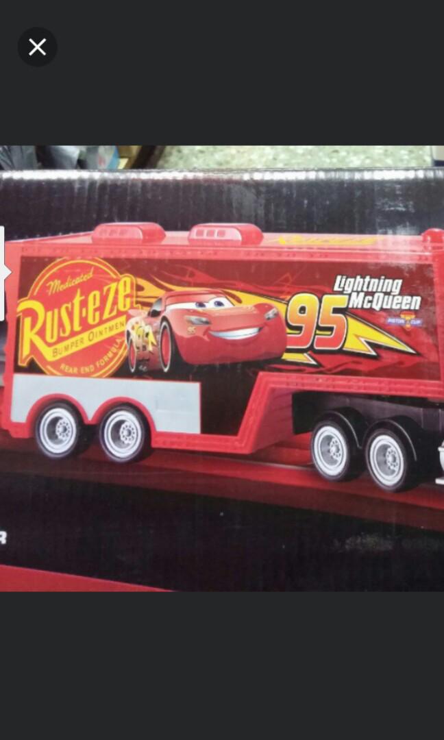 Remote control Mack Truck, 興趣及遊戲, 收藏品及紀念品, 明星周邊 Carousell