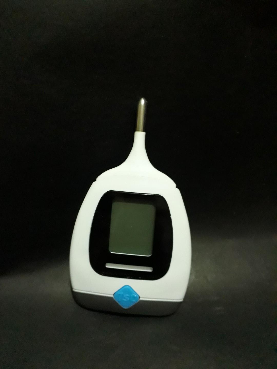 Safety 1st ProGrade Easy Read Rectal Thermometer (Category: Other Kitchen Appliances) located in Las Pinas. Submitted by jaziyah6 (Listing ID 180672966, Image 1). Description: Brand new. Safety 1st ProGrade Easy Read Rectal Thermometer. Battery not included. DESCRIPTION As the leading expert in infant health since 1984, Safety 1st has created the ProGrade line of infant health products to help bring your family's health to the next level. Feature