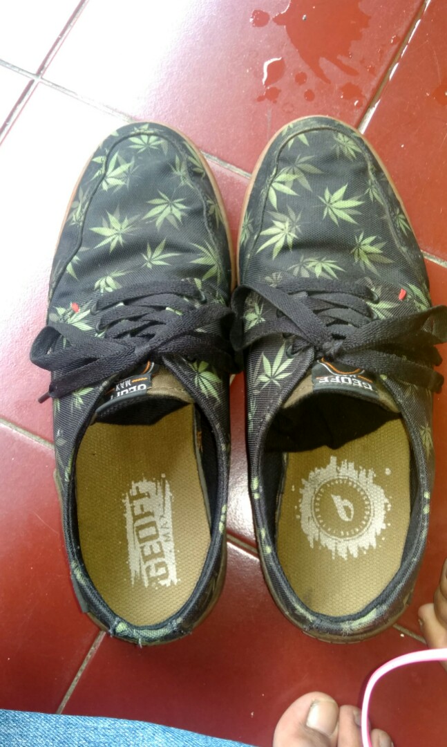 Sepatu Geoff Max Authentic 420 Gum Fesyen Pria Sepatu Sandal Di Carousell