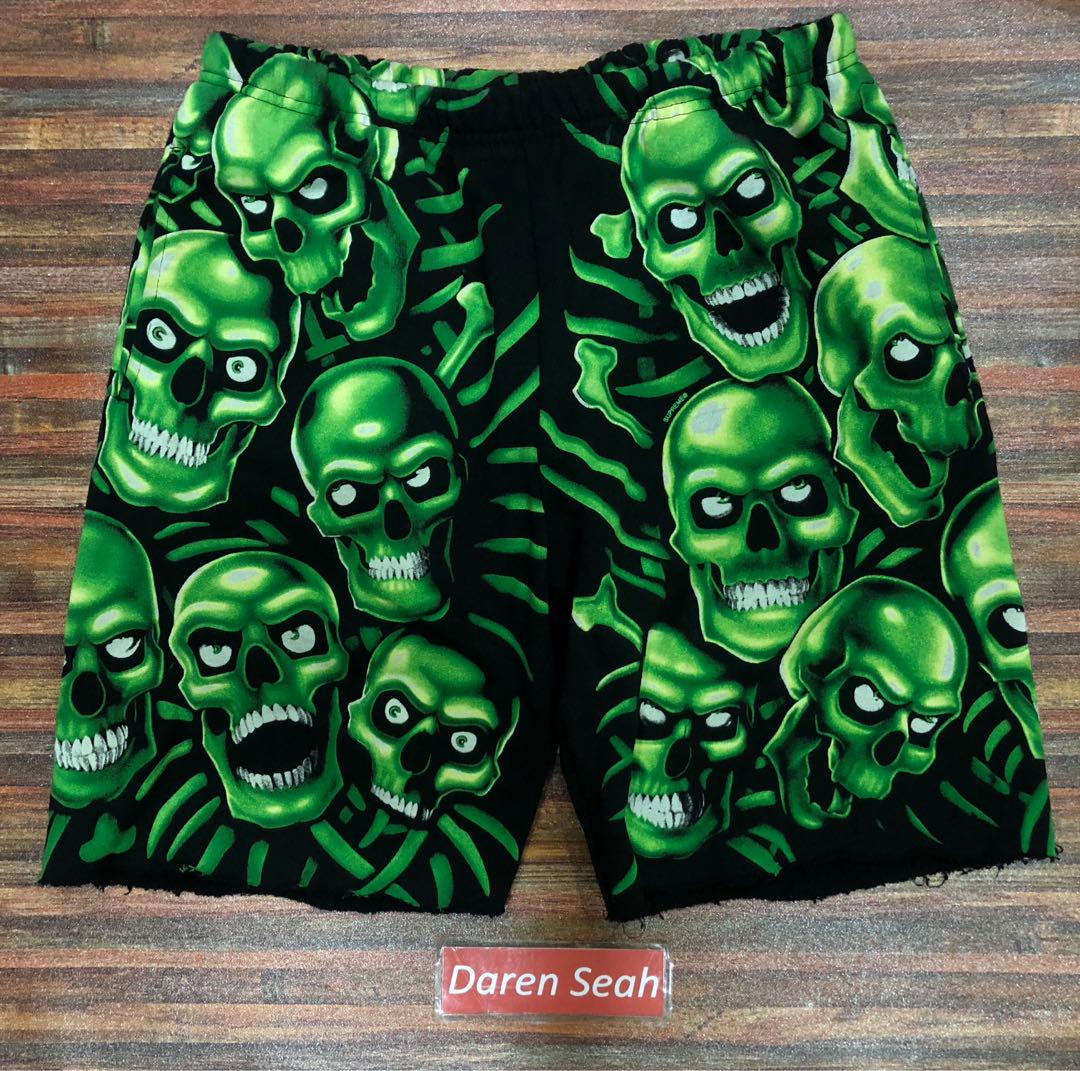 Supreme skull pile shorts hotsell