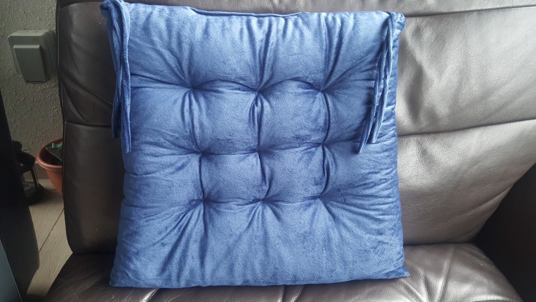 4 Chair cushions Dark Blue., Furniture & Home Living, Home Decor, Cushions & Throws on Carousell