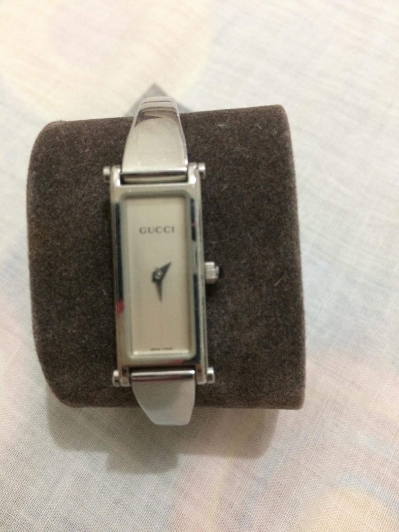 Gucci watch women used clearance