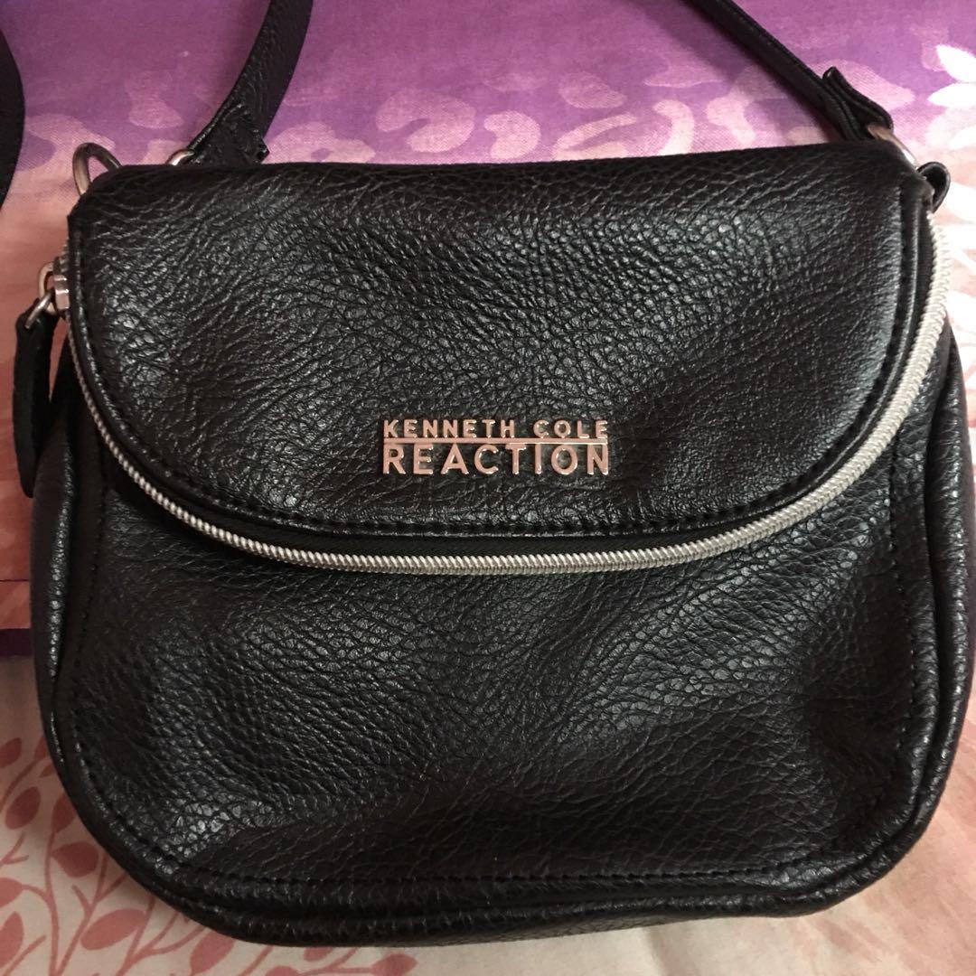 kenneth cole reaction sling bolsa price
