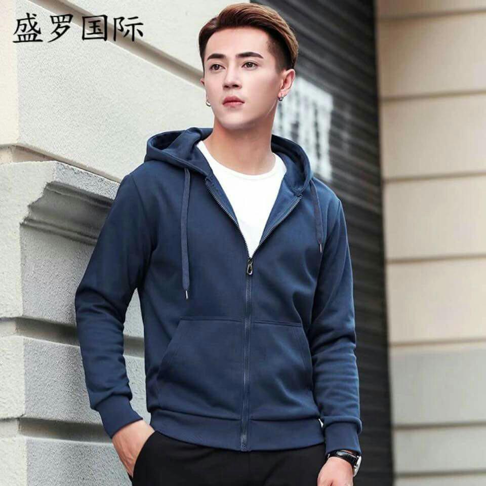 Jacket with sales hood and zipper
