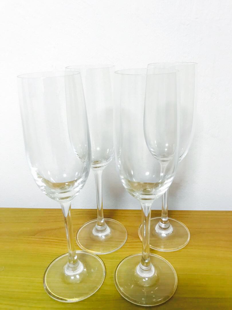 Crystal Champagne Glasses, Furniture & Home Living, Kitchenware