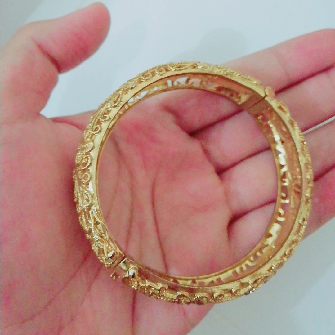 Unduh 74 Koleksi Gambar Gelang Emas Zhulian Paling Baru Gratis HD