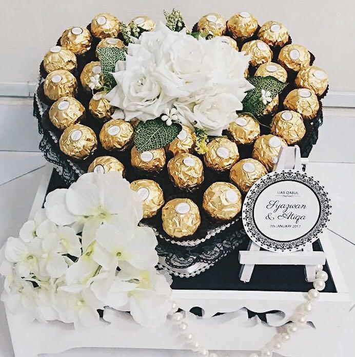 Gubahan Ferrero Roche Love Design Craft Others On Carousell