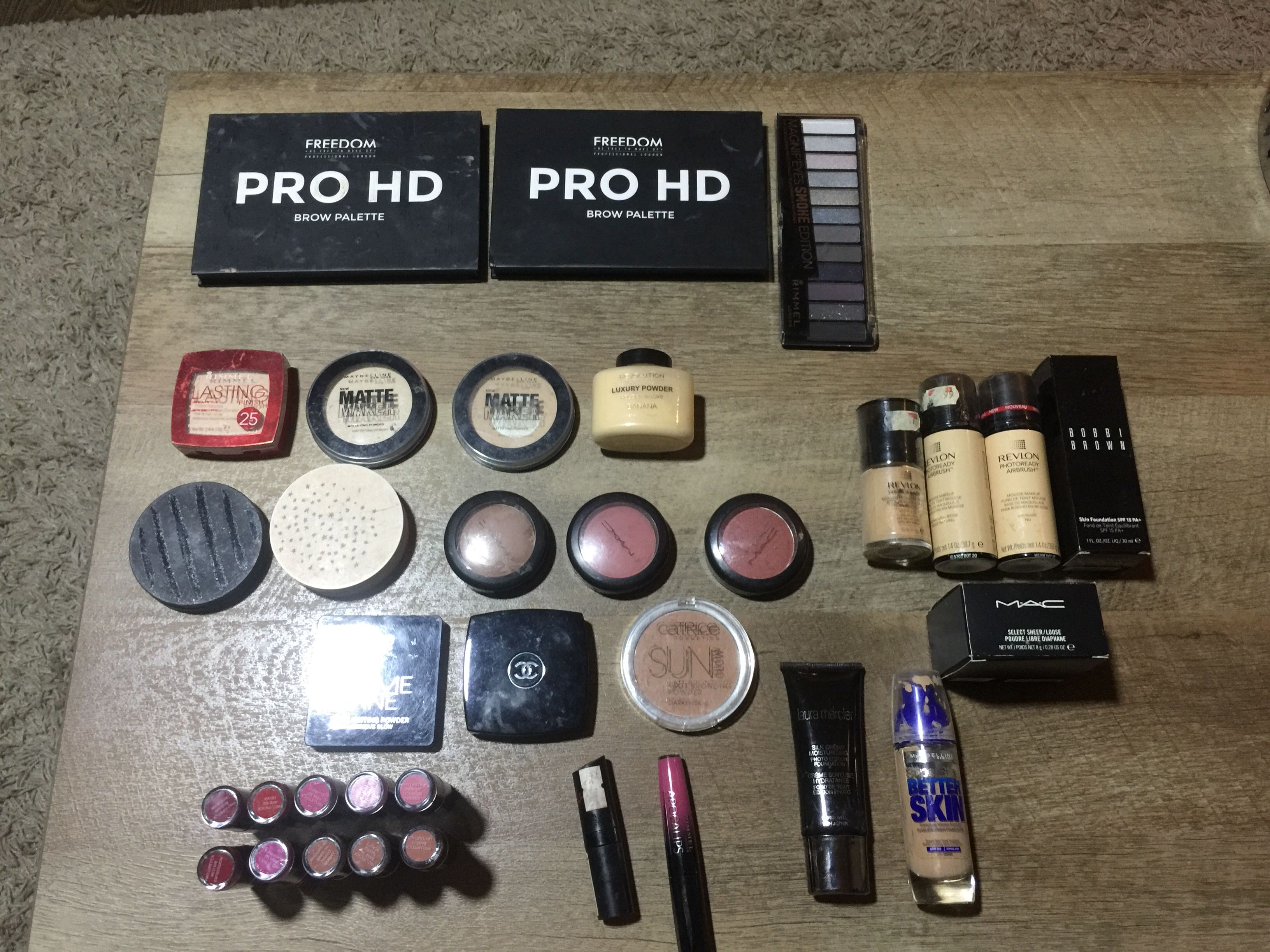 Huge Makeup Sale New And Used Mac Bobbi Brown More Health